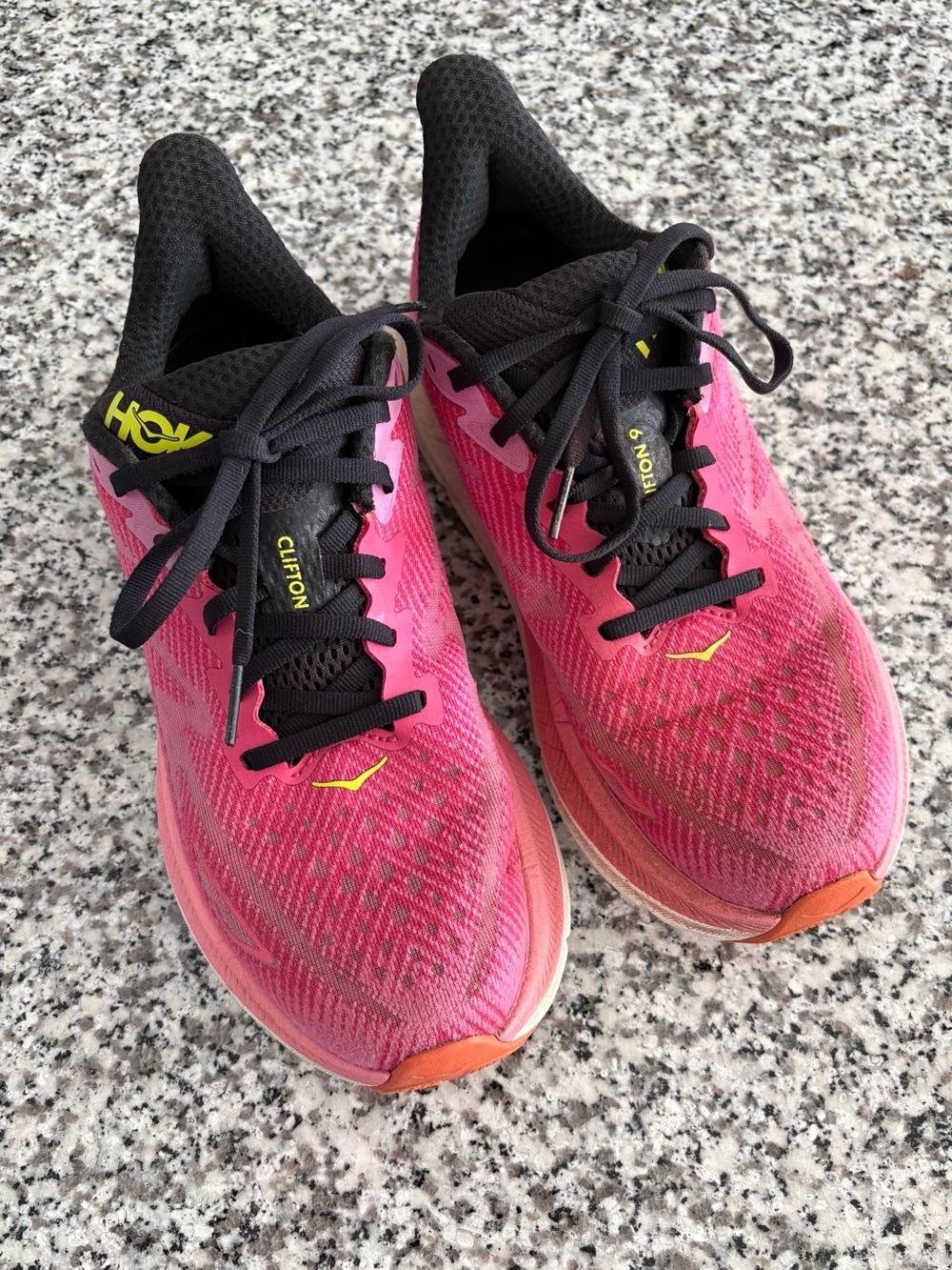 Hoka—Clifton 9 Hot Pink Fuchsia Sneakers (Size 8B, Regular Width)